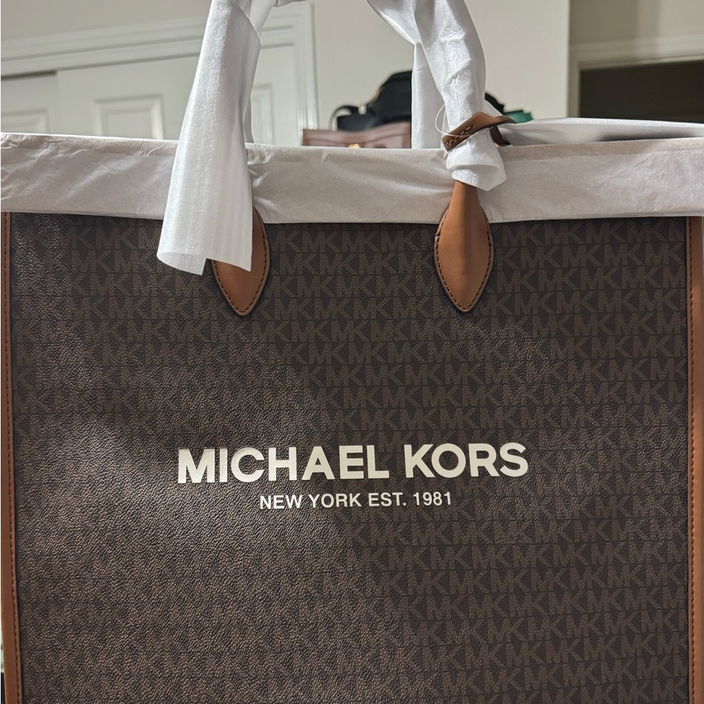NWT Michael Kors Brown Tote Bag